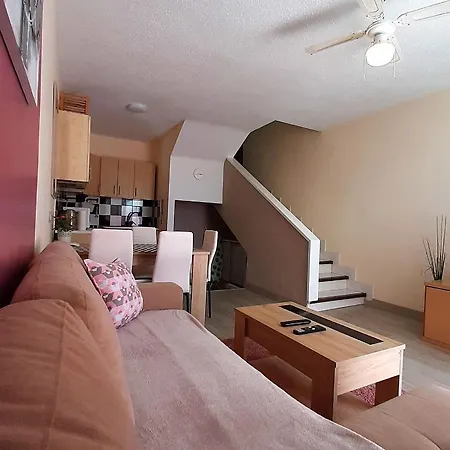 Bright And Quiet With Ocean View Apartment *
